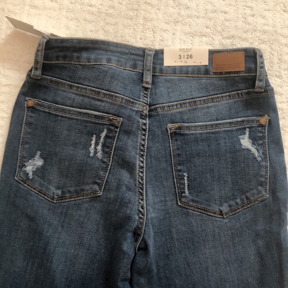 Judy Blue jeans - Picture 8 of 9